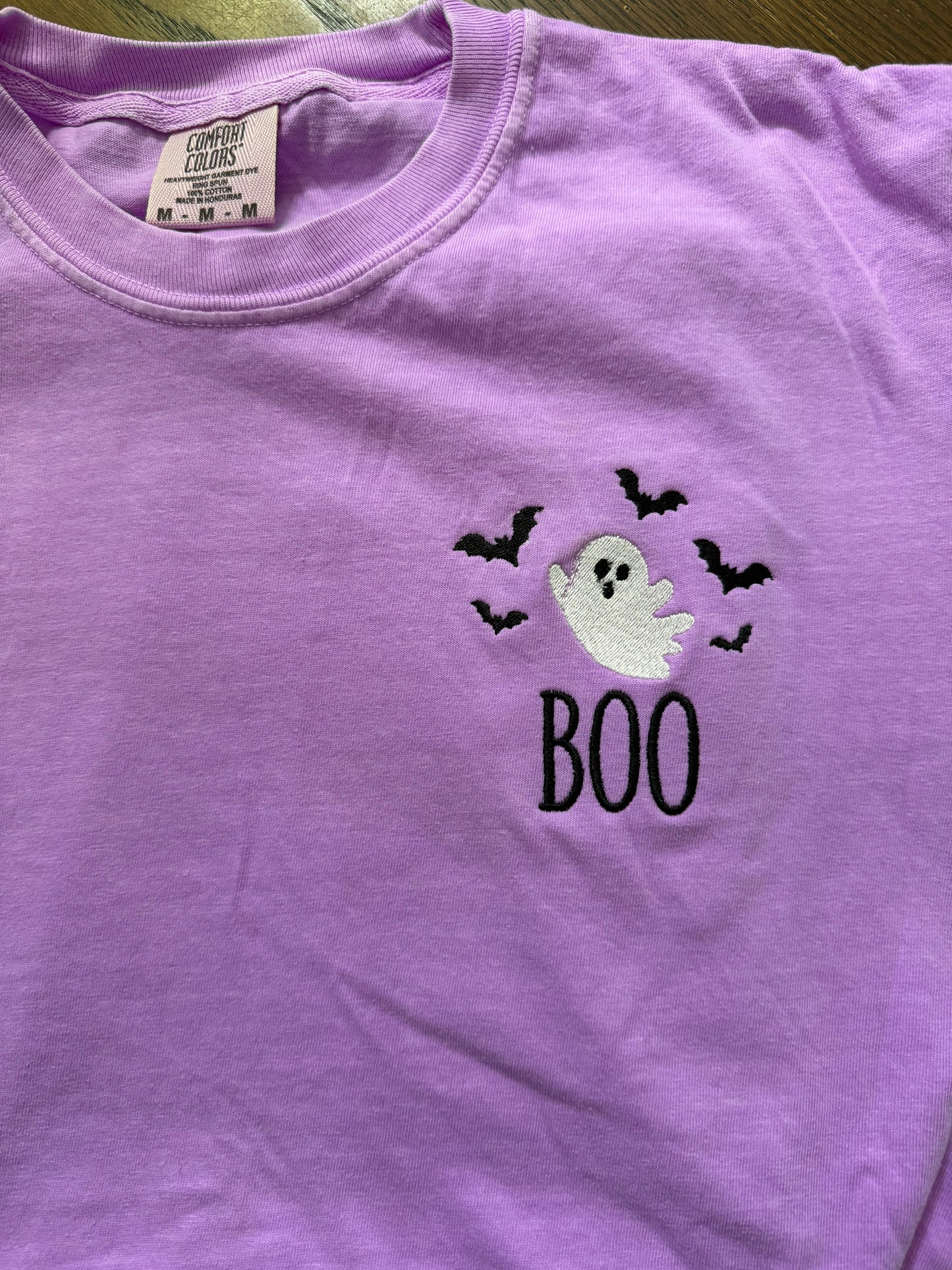 Boo! Ghost with bats embroidered tee